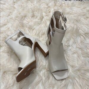 Vince Camuto off white Women's Heeled Sandals